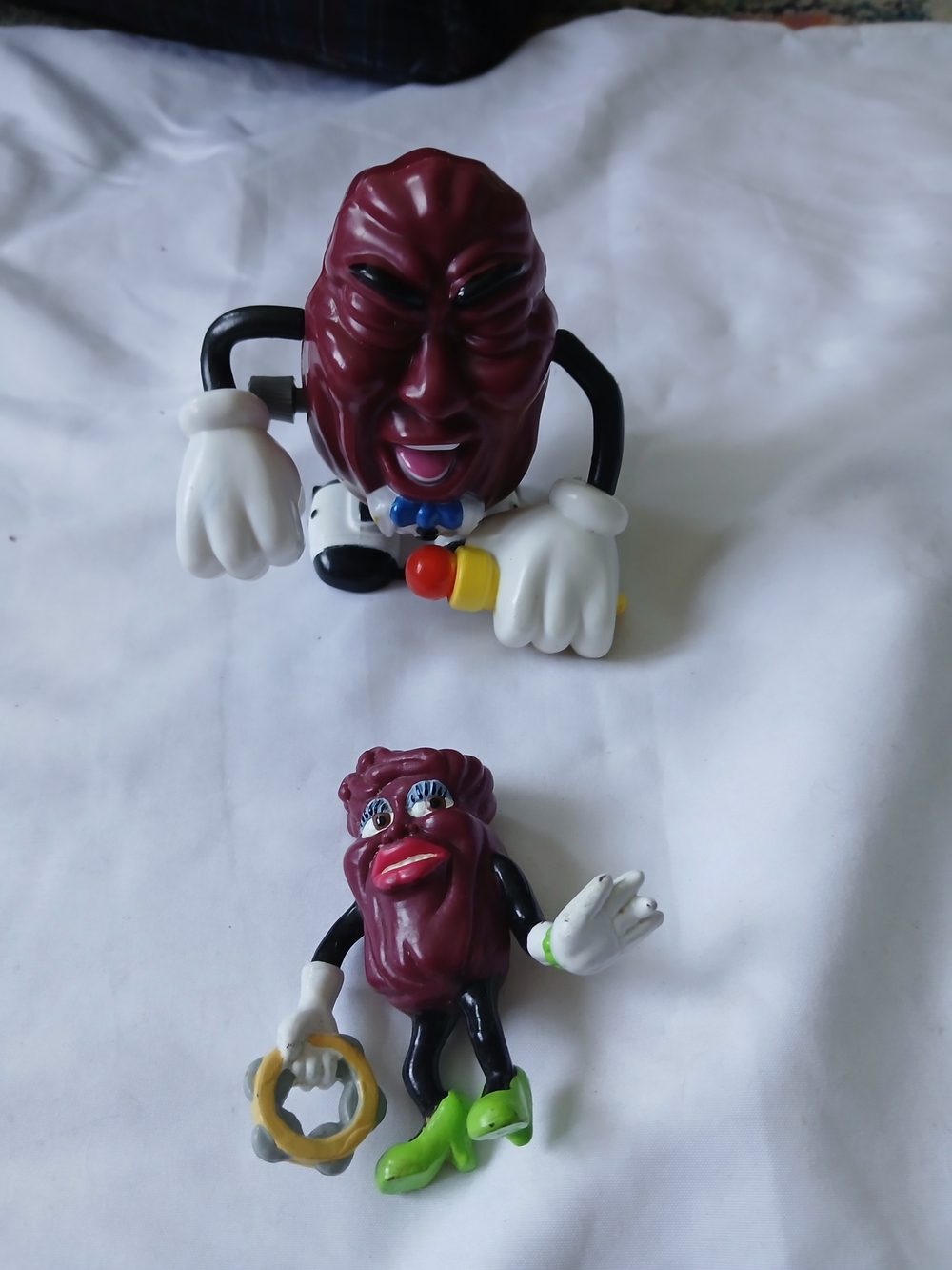 Vintage 1980's California Raisins Figures Lot of 2 Figures 1 Is Windup Figure